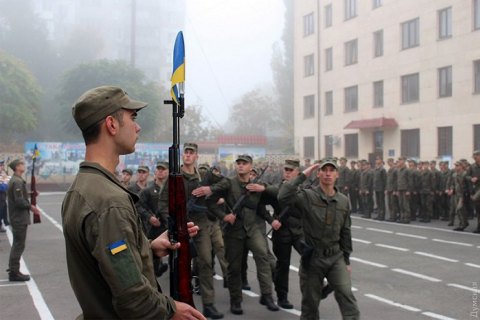 hrozhaly-seme-muzhchyne-zalozhyvshemu-bombu-v-podezde-na-khtz-hrozyt-pozhyznennoe